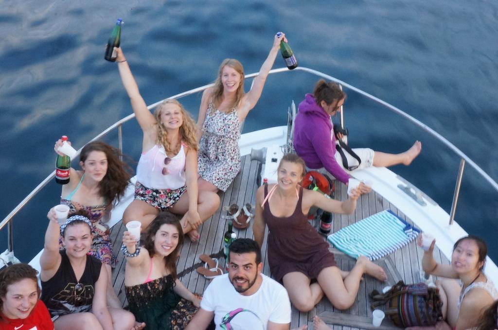 Ring Hostel Форио Экстерьер фото