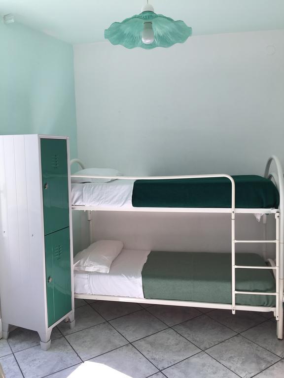 Ring Hostel Форио Экстерьер фото